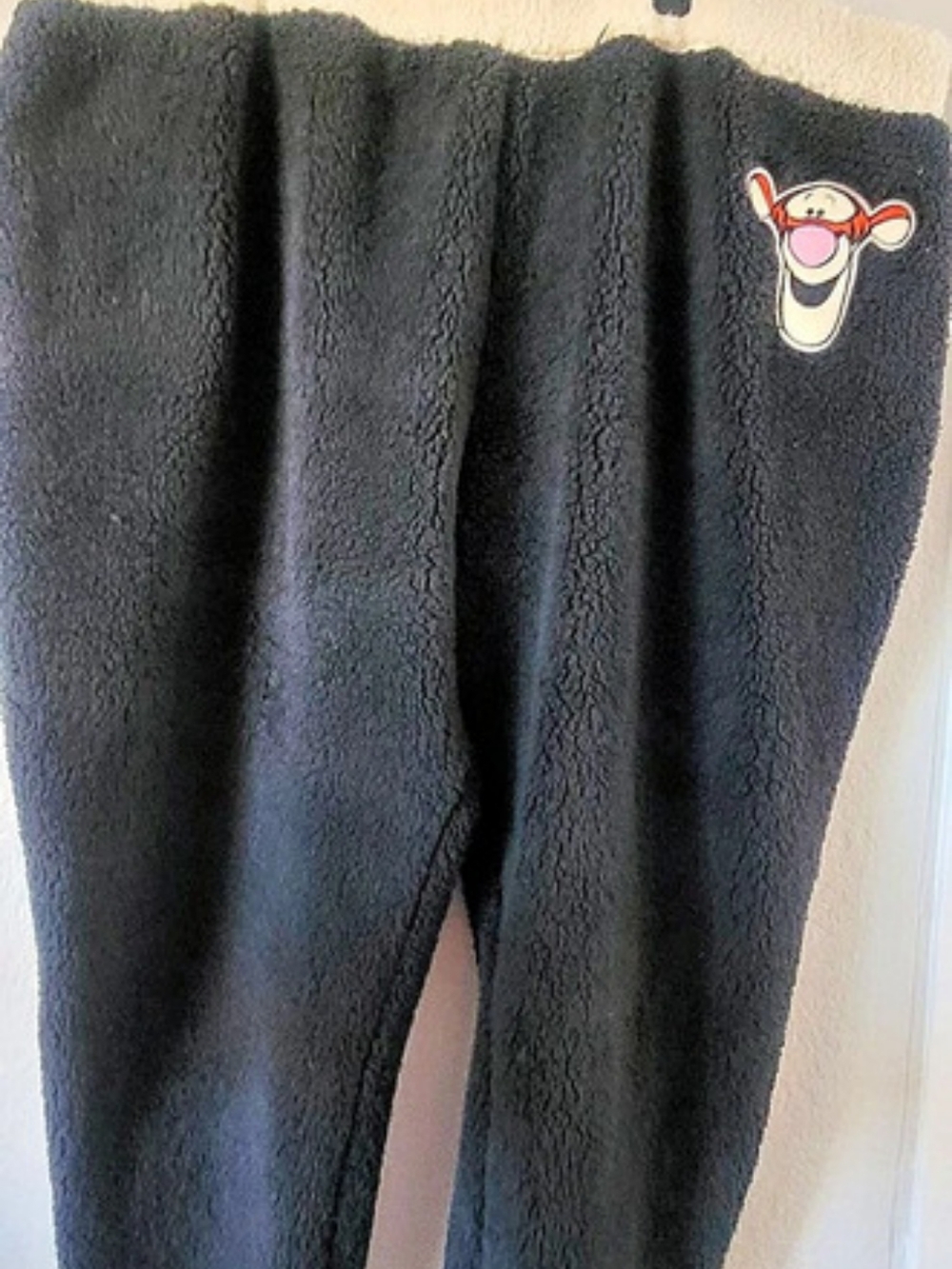 Disney Tigger Fleece Jogger Pants in Black & Cream NWT